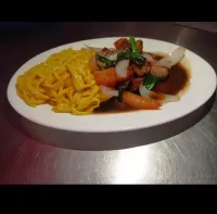 Tallarín a la huancaína con Lomo (Colación)